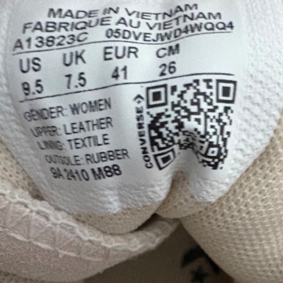 NEW Converse Chuck Taylor All Star Lift Platform high-top sneakers Suede - 9.5 - Picture 7 of 7